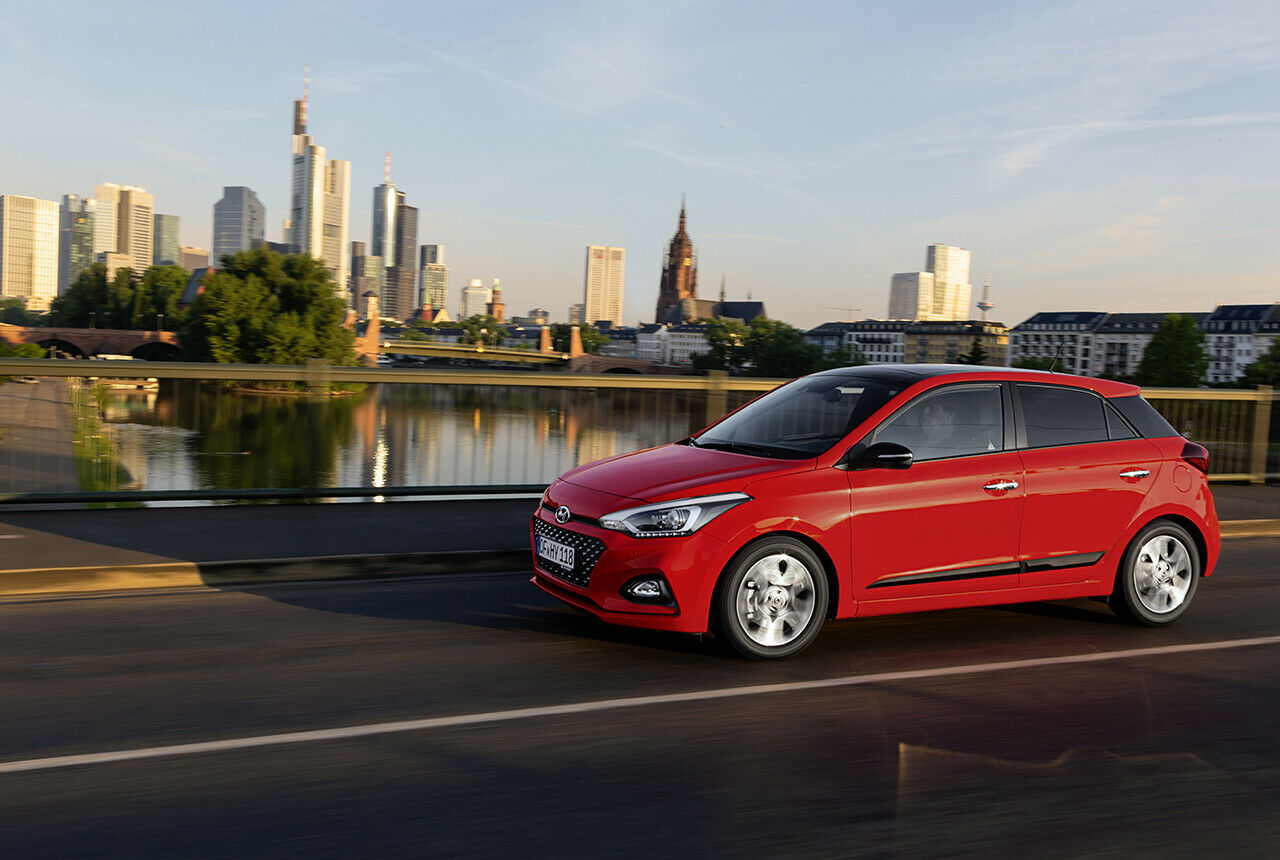 Erstmals bietet Hyundai für den i20 eine Doppelkupplungsautomatik an