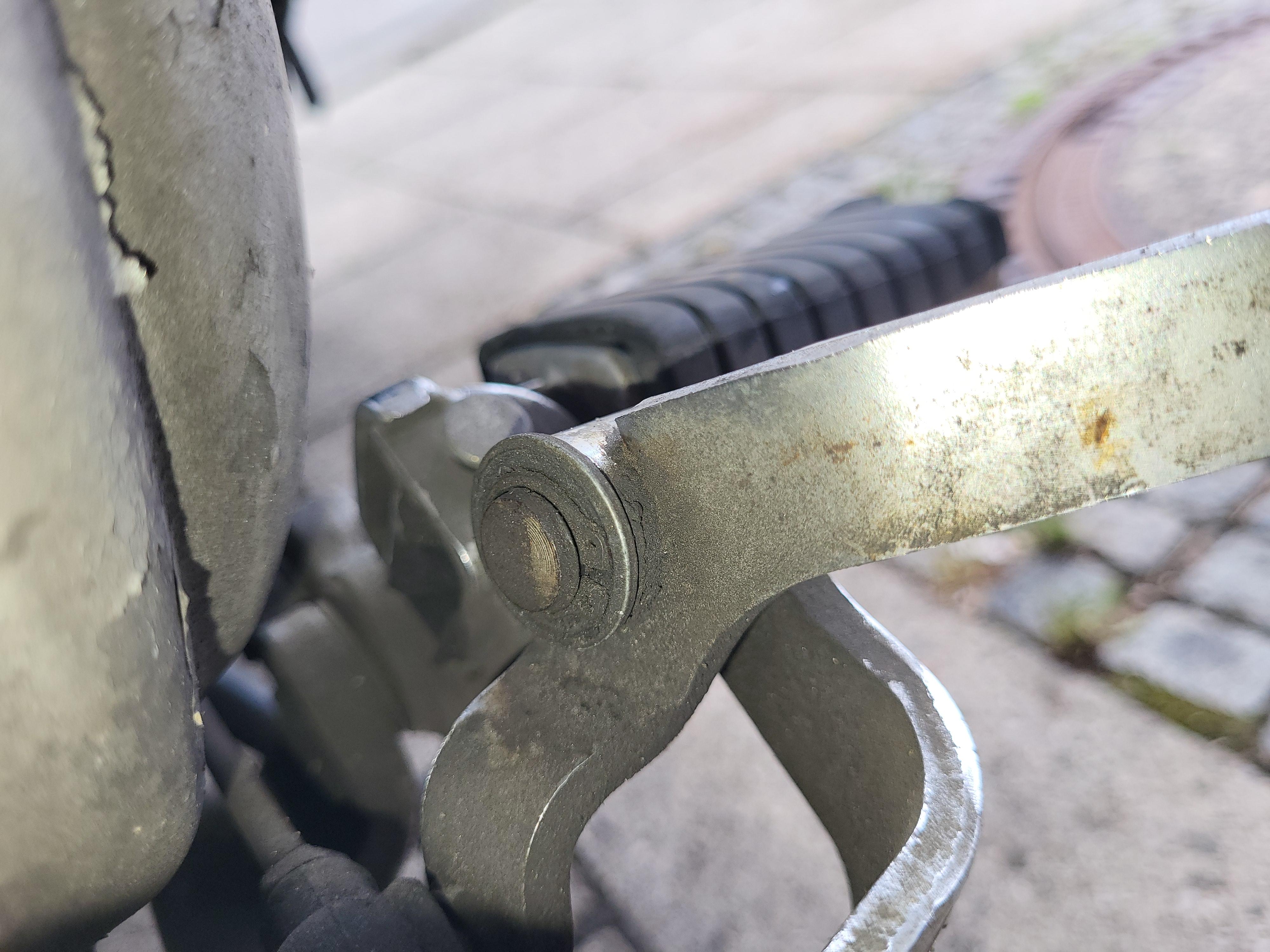 Schalthebel wackelt: Einfacher Schraubbolzen rein? Yamaha Virago