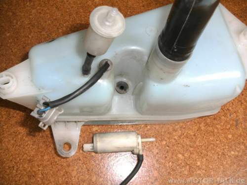 Wasserbehaelter