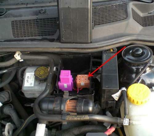 Relaismotorraumoe2