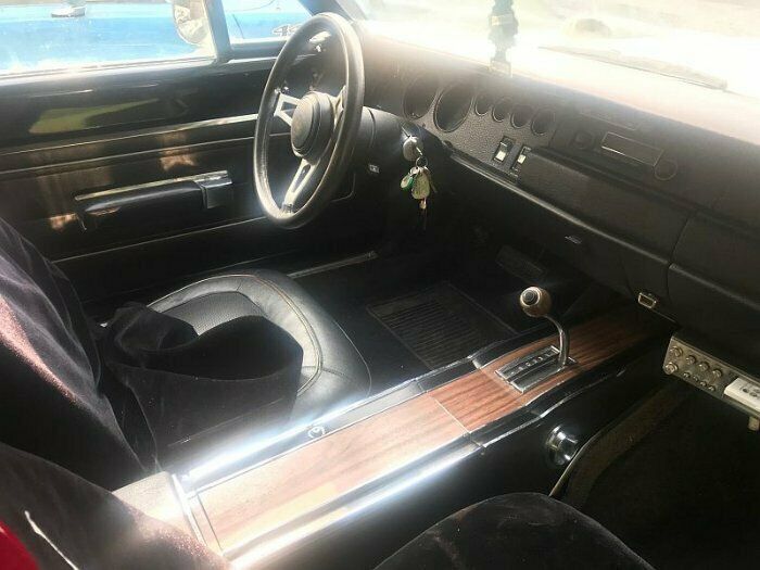 Dieser Plymouth Road Runner Superbird kam mit Dreigang-Automatik. Daneben war eine Viergang-Handschaltung für das Modell erhältlich