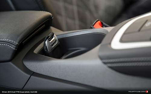 Driven-2015-audi-tts-mqb-type-fv-vegas-yellow-469