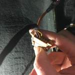 Handschuhfachstecker eingepinnt bitte Braunen Stecken oben arrentierung lösen zum einpinnén wenn es nicht geht