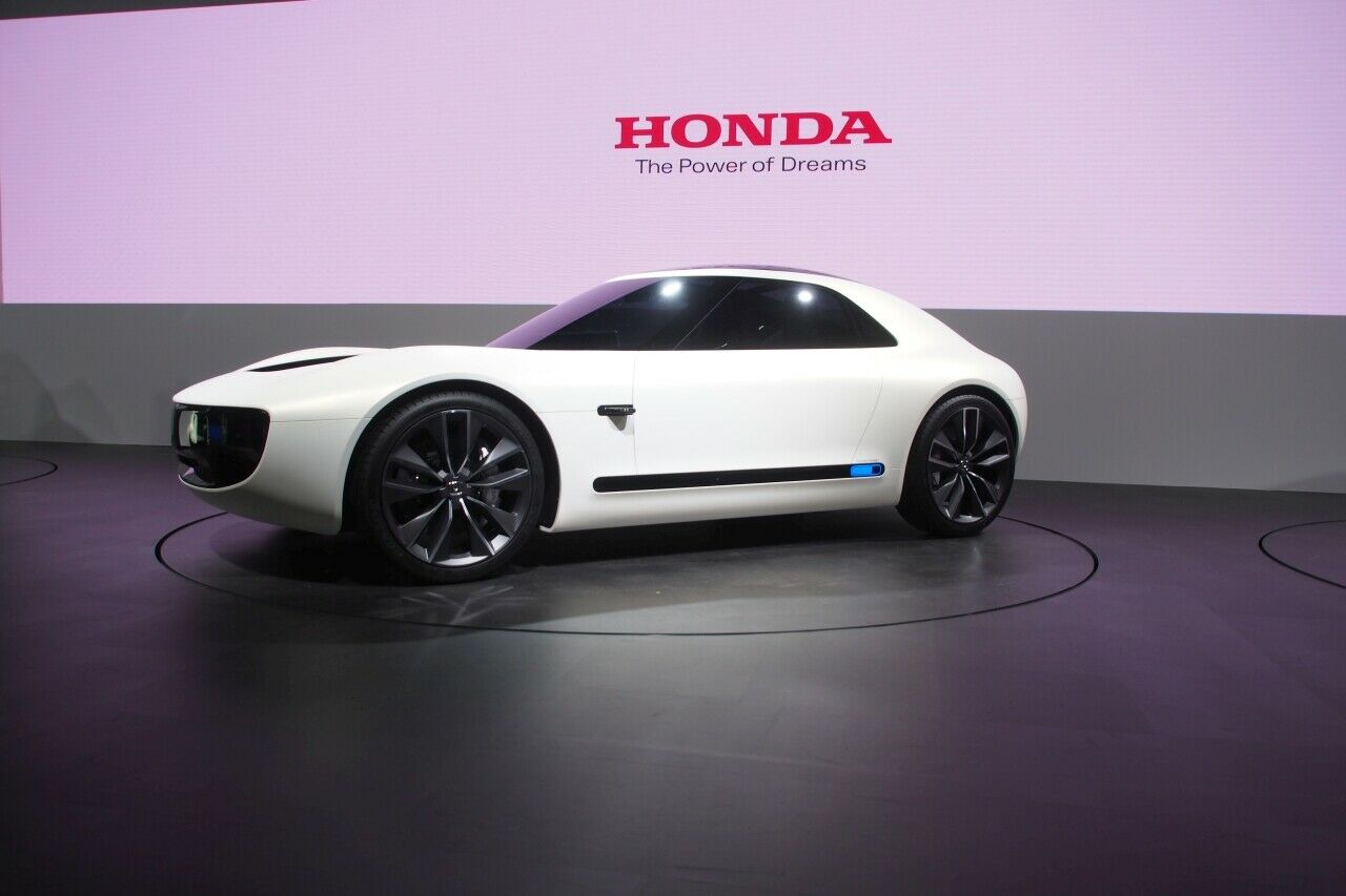 Das auf der Tokio Motor Show 2017 gezeigte Honda Sports EV Concept soll verdeutlichen: Hondas künftige Elektro-Plattform kann nicht nur brav und klein