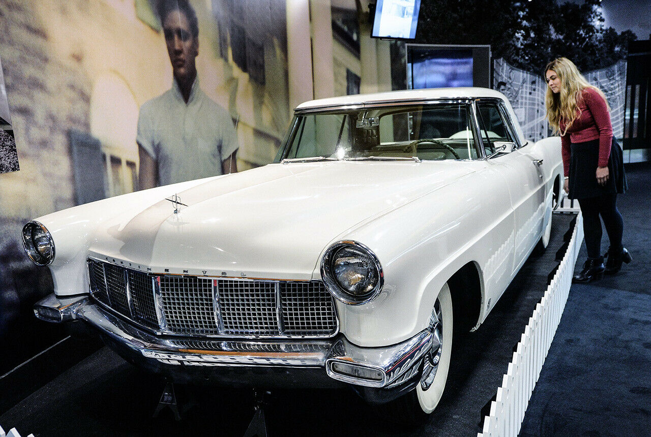 "The King" Elvis Presley fuhr diesen Lincoln Continental, der bei einer Elvis-Ausstellung 2014 in London zu sehen war