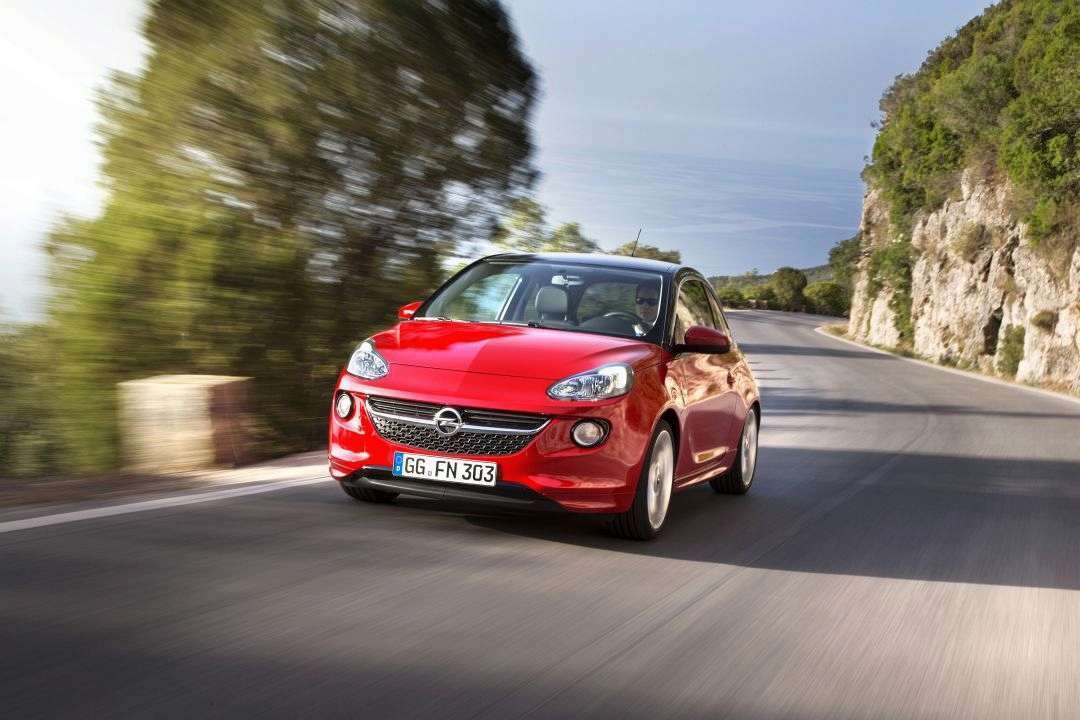 Beim margenstarken Opel Adam verbucht Opel gegenüber 2015 ein deutliches Minus. Allerdings: Zusammen mit dem neuen Karl bietet Opel im Mini-Segment eine Vielfalt, die es sonst nur bei Fiat gibt