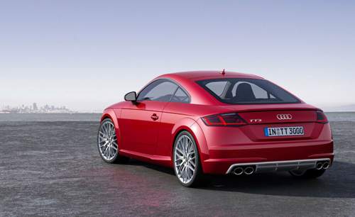 Der Audi TTS sprintet schneller als alle anderen Konzern-Kompakten und sogar fast so schnell wie der erste R8