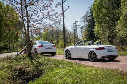 8S-RS QP vs. 8J-TT Roadster