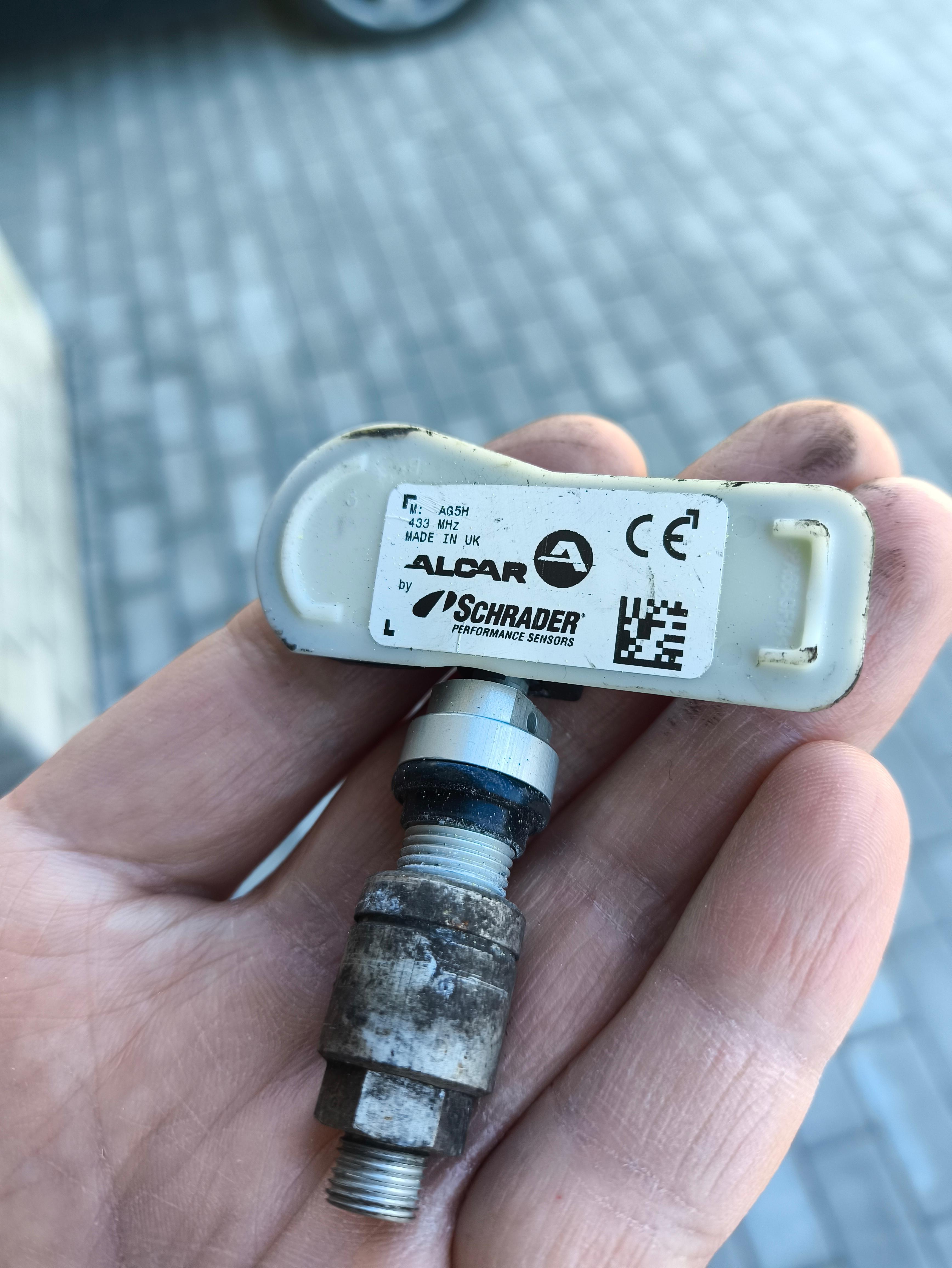 Schrader 3021 RDKS verbaut und Warnung