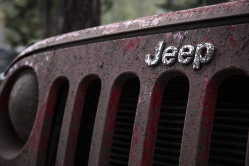 Nach der Fahrt durch's Gelände war der Jeep ordentlich eingesaut