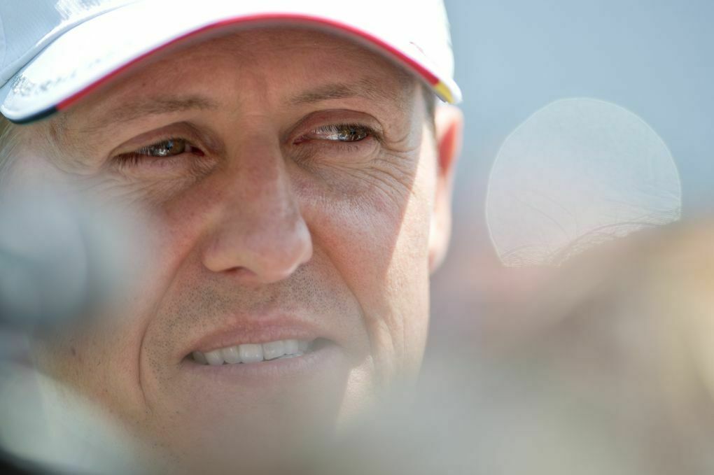 Michael Schumacher befindet sich zurzeit in der Aufwachphase aus wochenlangem Koma