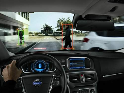 Daneben bietet Volvo auch noch ein Fußgängererkennungssystem an.