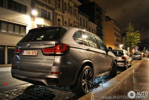 Bmw-x5-m50d-f15-c159209112013002533-1
