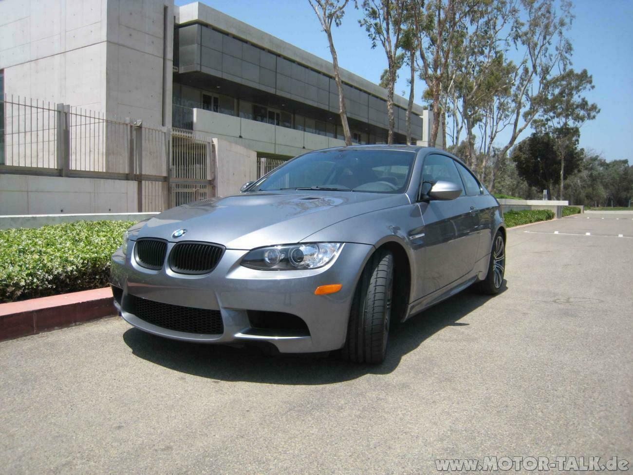 Schwarze Nieren auf E90 LCI, komplett oder nur Rahmen lackieren?