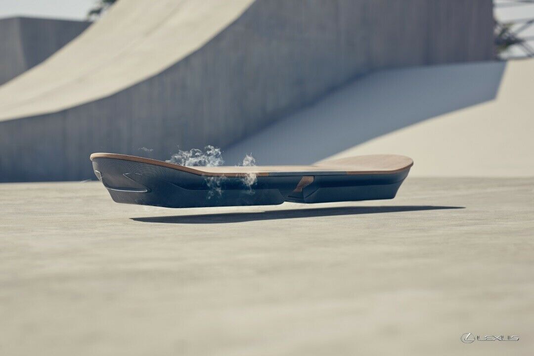 Das Lexus Hoverboard heißt "SLIDE" und soll ein Prototyp bleiben