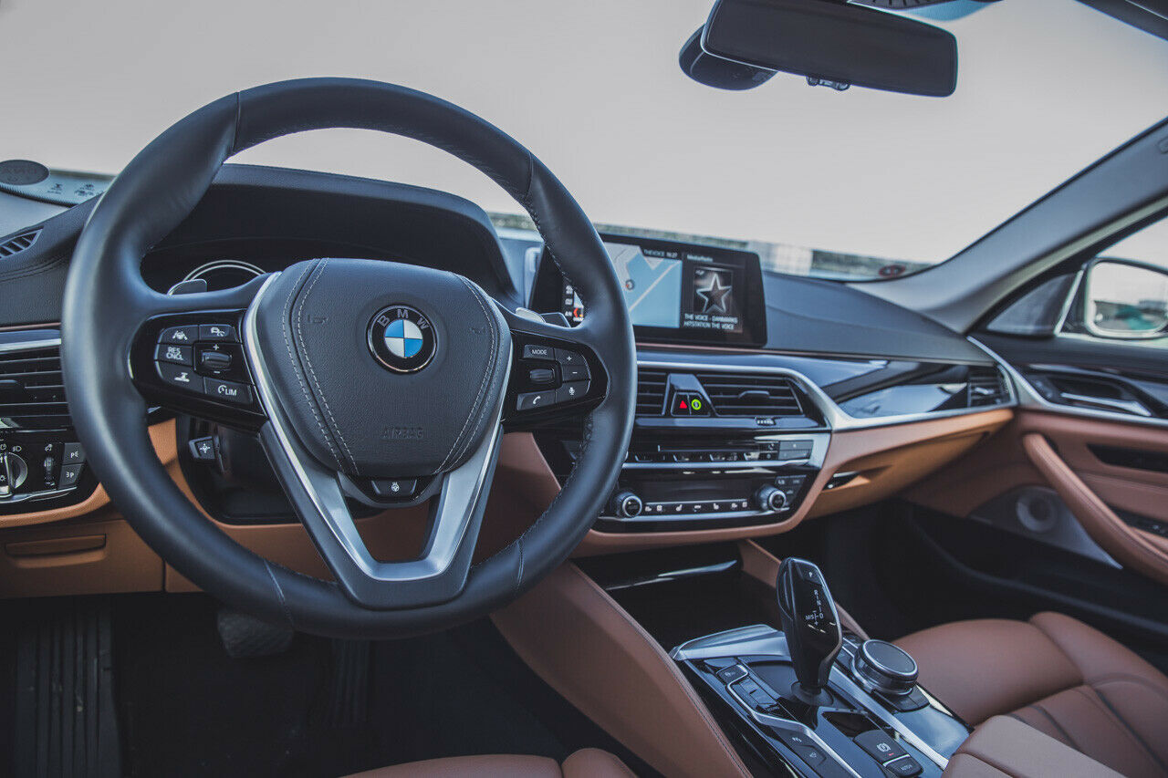 Der Innenraum im 5er BMW gefiel uns insgesamt noch eine Spur besser