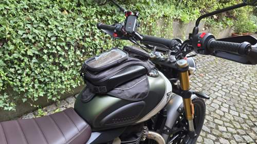 Navihalterung und 5 ltr. Tankrucksack