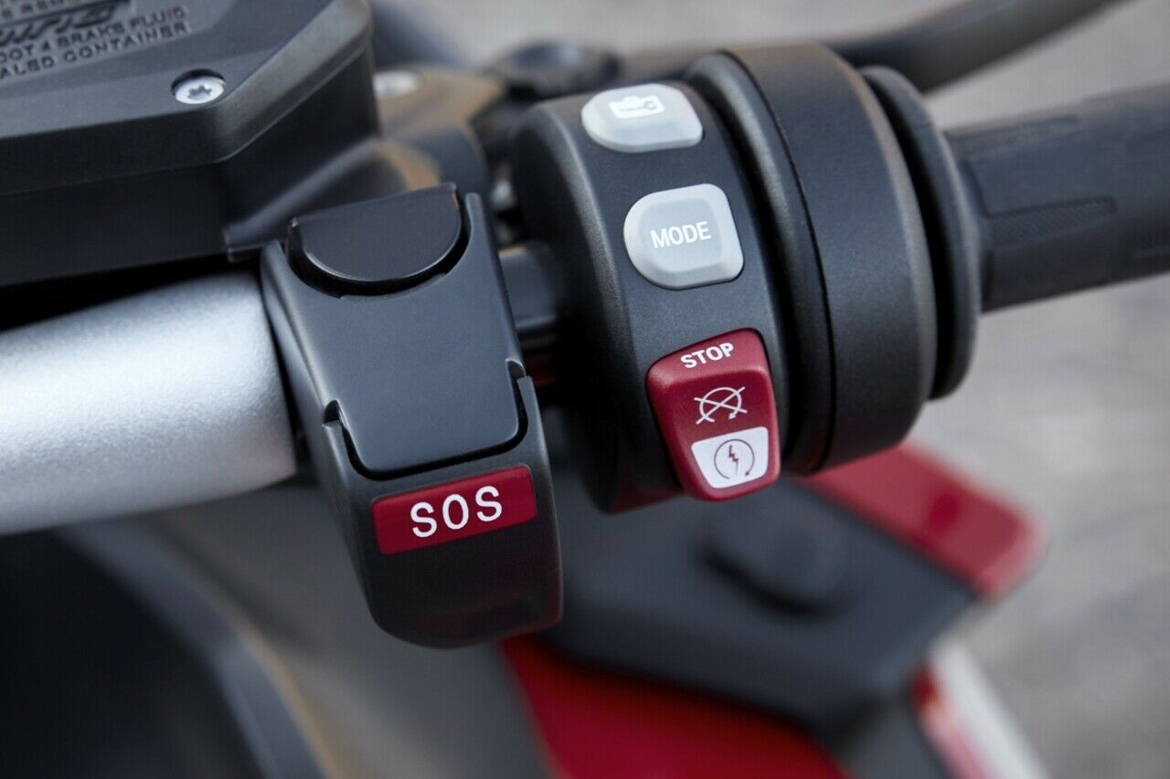 Die BMW K 1600 GT besitzt für Unfälle eine intelligente Notruf-Funktion