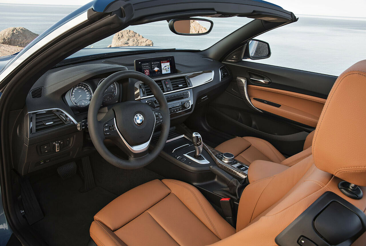 Viel ändert BMW mit der Modellpflege von 2er Coupé und Cabrio im Innenraum