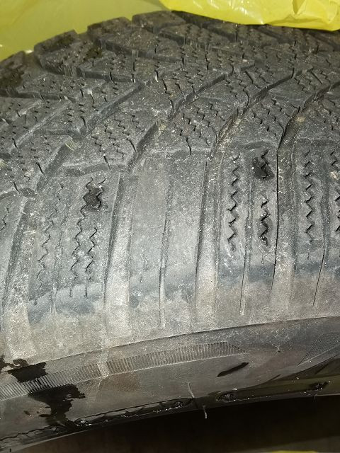 Seltsame Abnutzung Winterreifen