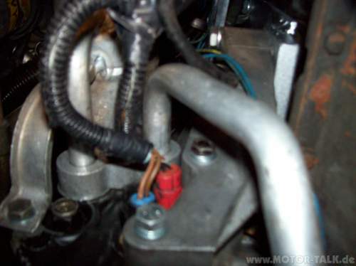Stecker-fuer-hoch-und-niederdruck-an-kompressor