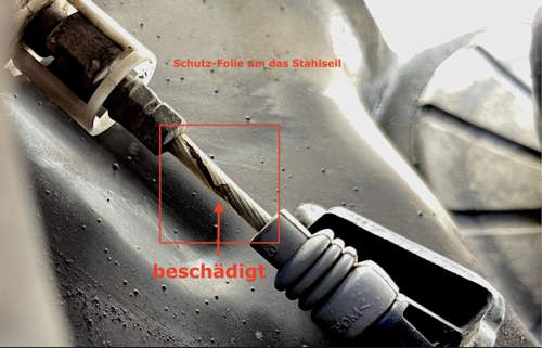Schutzmantel gerissen