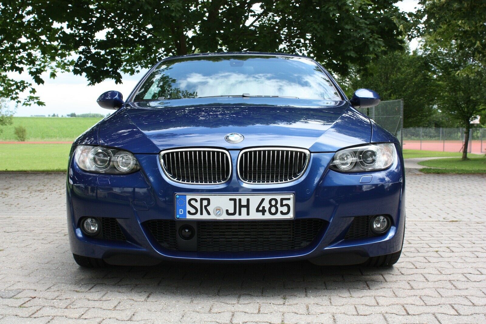 Servus aus Niederbayern, neuer 335i E93 Fahrer