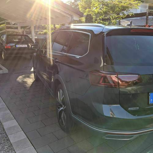 Passat seitlich von hinten