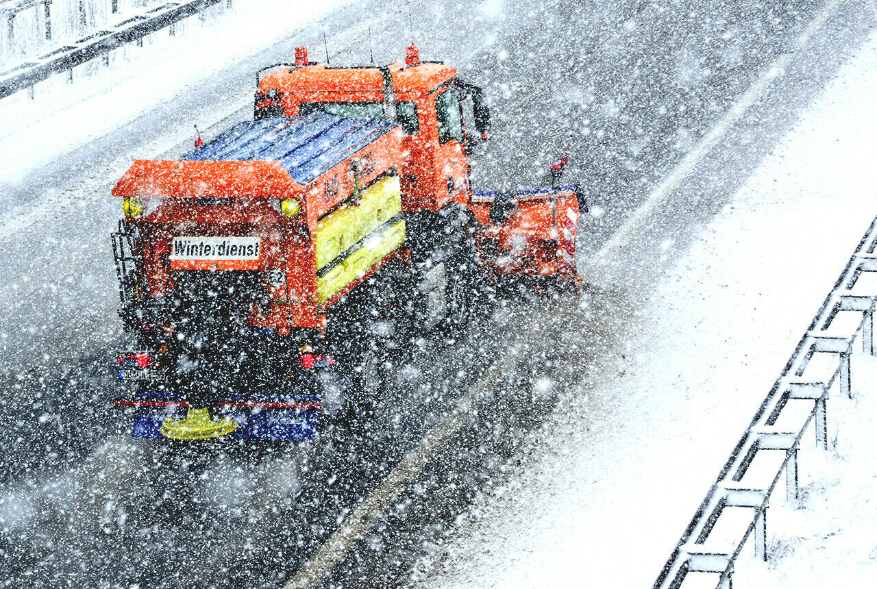 Fast jede Kommune in Deutschland streut im Winter Salz - aber nicht pauschal sondern nur bei entsprechenden Wetterlagen