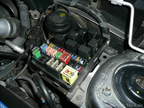 Sicherungskasten-motorraum-3