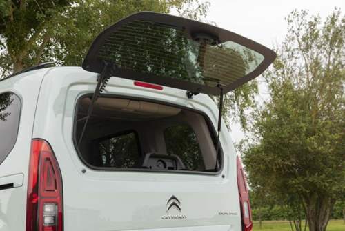 Große Klappe, kleine Klappe: Optional kommt der Citroën Berlingo mit aufklappbarer Heckscheibe