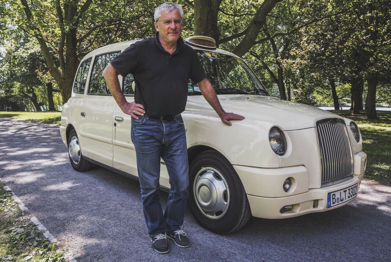 In einem anderen Taxi zu arbeiten, kann sich der 58-Jährige nicht mehr vorstellen – außer vielleicht in einem brandneuen TX5 mit Plug-in-Hybrid