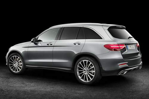 Mercedes GLC: Die Dachfinne entfällt. Die Antennen sitzen nun in den Außenspiegeln und dem Dachspoiler