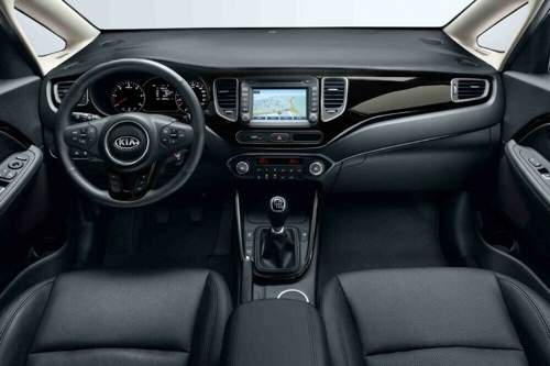 Kia Carens: Cockpit wie im Cee'd