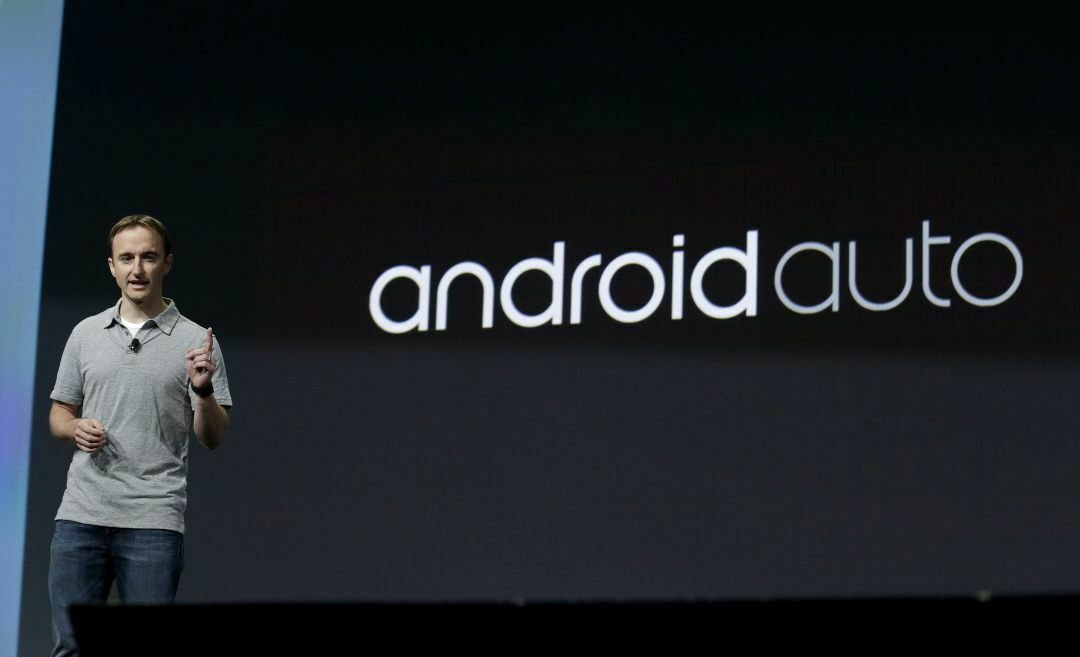 Patrick Brady (Android director of engineering) präsentiert das Android Car Interface bei der Google I/O 2014