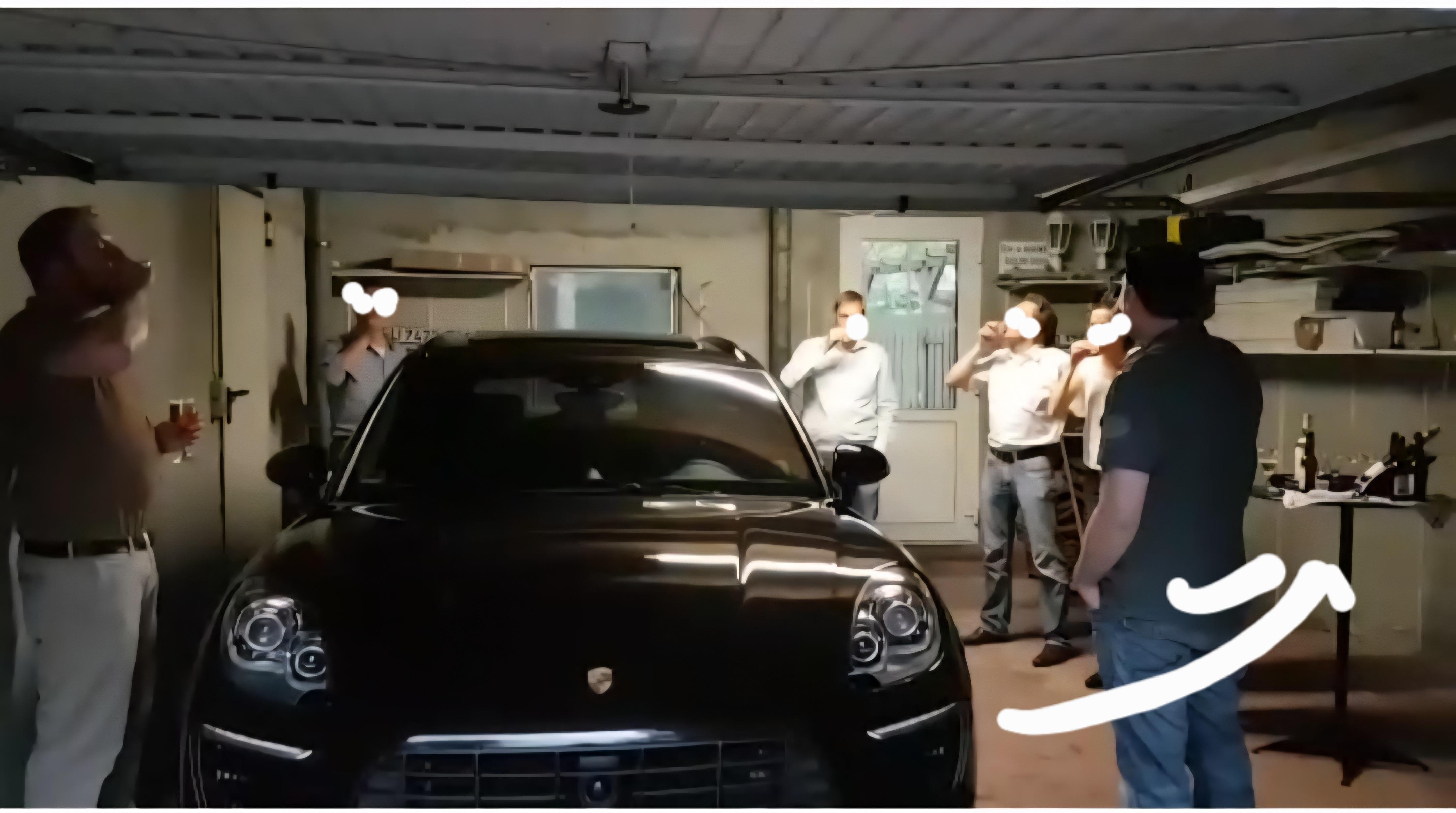 Sind manche Porsche Zentren geizig bei Geschenken bei der Neuwagen Abholung?