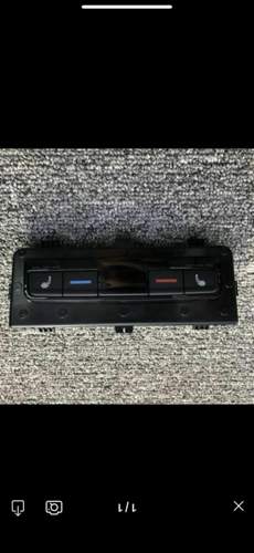 C6fca545-8a5d-4832-849e-f2b470fa20a7