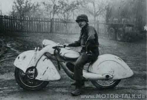 Rennmotorad-aus-den-30ern