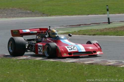 Chevron-b28