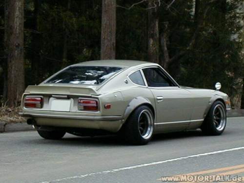 Nissan-240