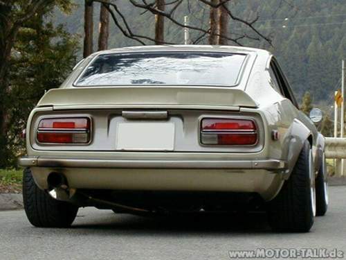 Nissan-240-1