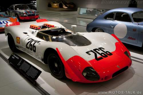 Porsche-908-2-spyder1
