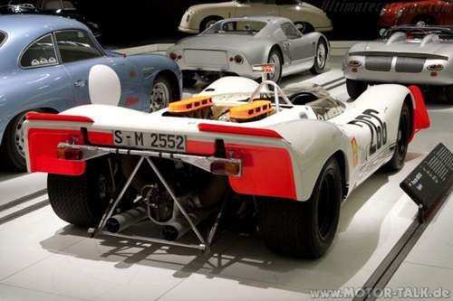 Porsche-908-2-spyder