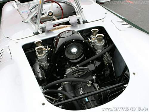 Porsche-718-2-rsk-spyder-11