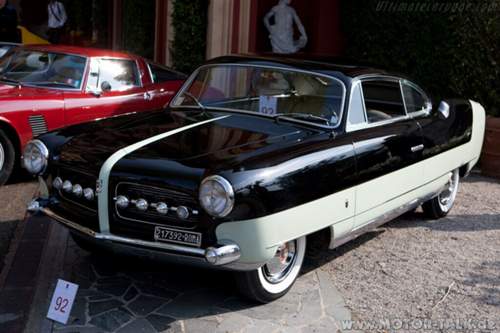 Fiat-1400-ghia-coupe