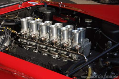 Ferrari-330-gto-1