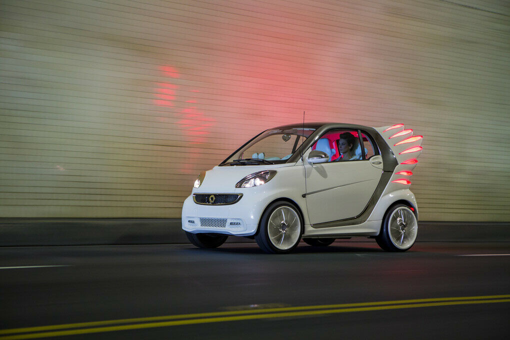 Ein Smart für den Laufsteg. Designed by Jeremy Scott.