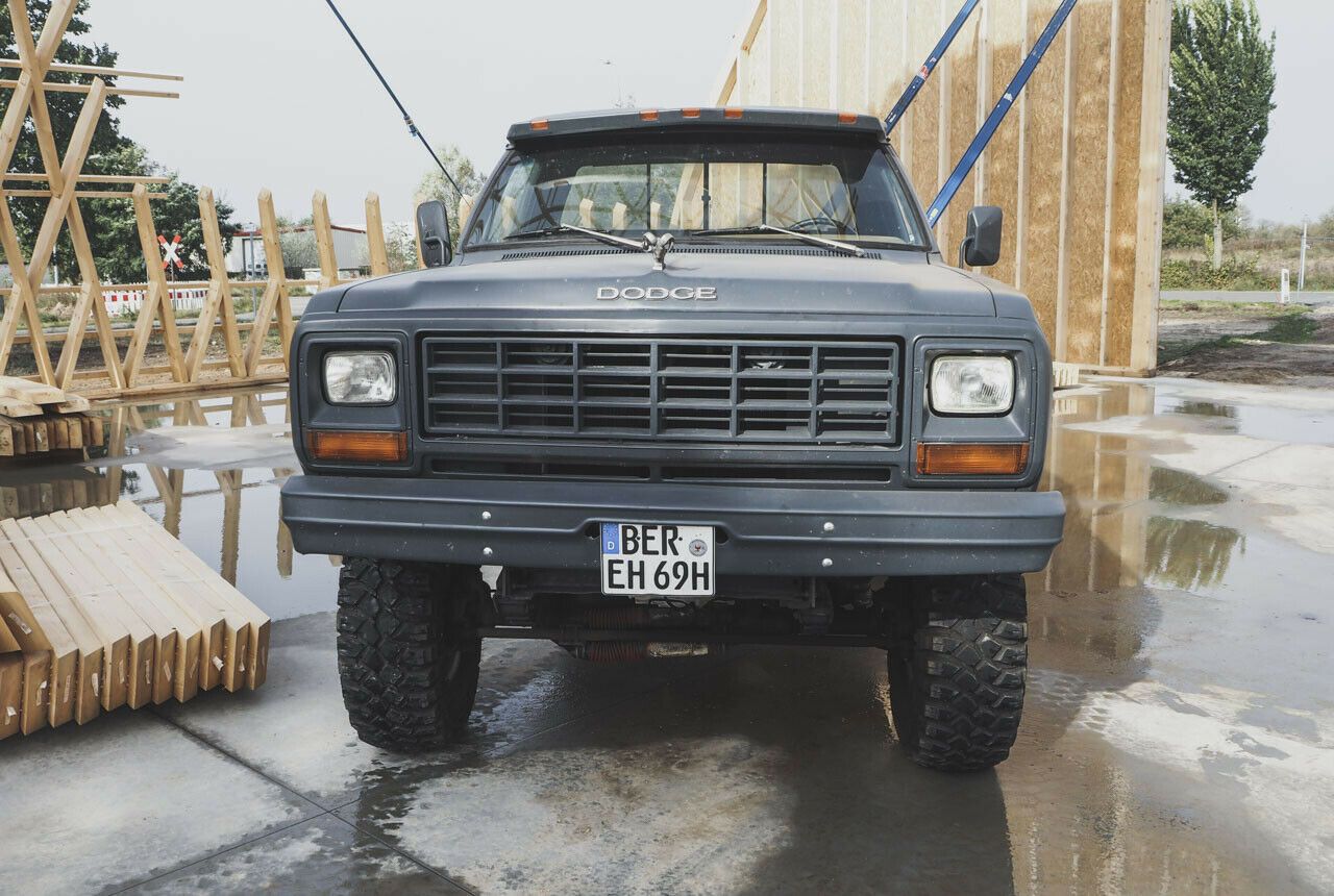 5,7 Liter ist der Smallblock-V8 groß. Ohne H-Kennzeichen müsste Bensemann ziemlich viel Kfz-Steuer zahlen