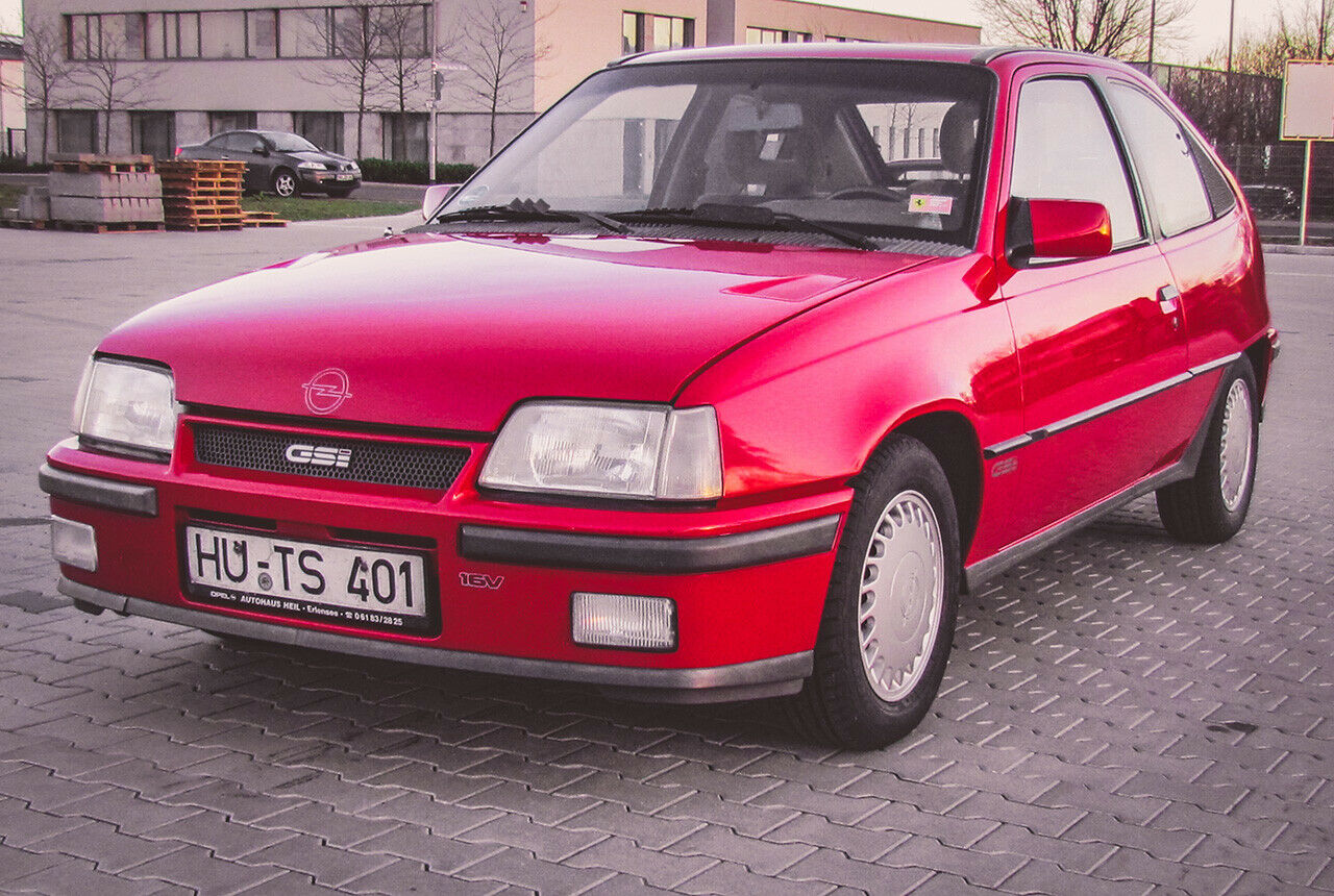 Fast wie Turbo, aber ohne Löcher: Kadett GSI 16V von Thomas Niewalda
