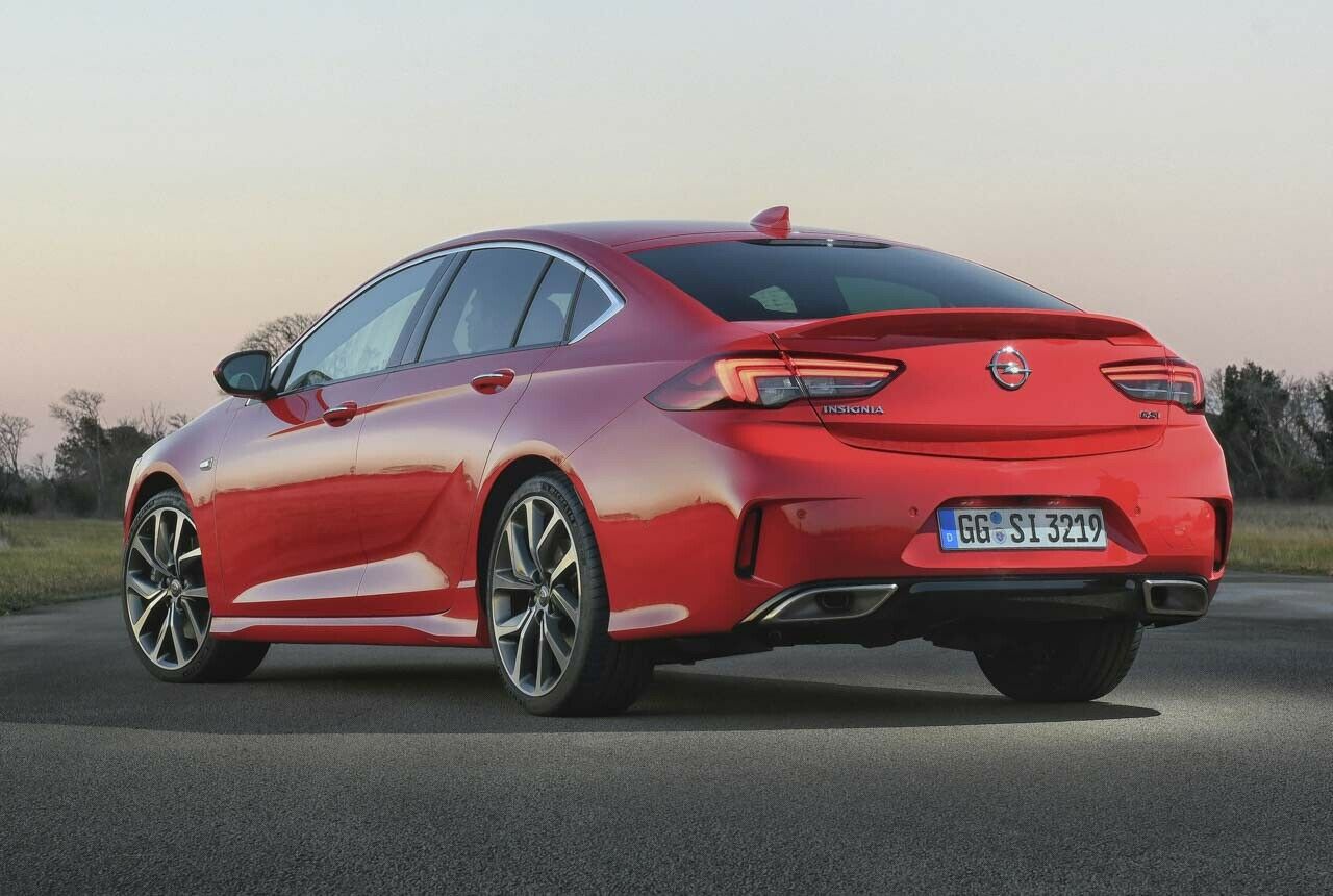 Der Opel Insignia GSI kostet gut 6.000 Euro mehr als der identisch motorisierte Standard-Insignia